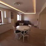 Saulelydzio Apartamentai * パランガ